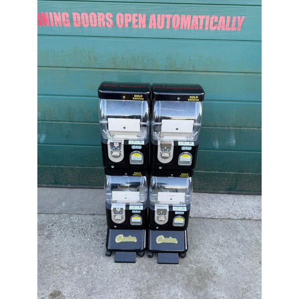 Used Tomy Gacha 4 Head Capsule Vending Machine Black Gold Edition