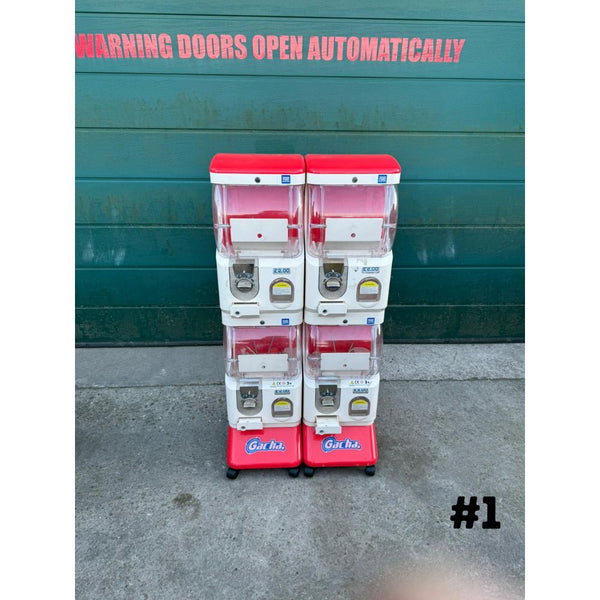 Used Tomy Gacha 4 Head Capsule Vending Machine White / Red #1