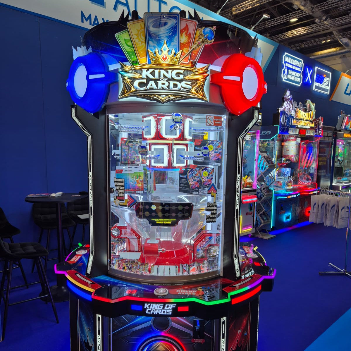 UNIS King of Cards - 4 Player Arcade Experience with Trading Cards