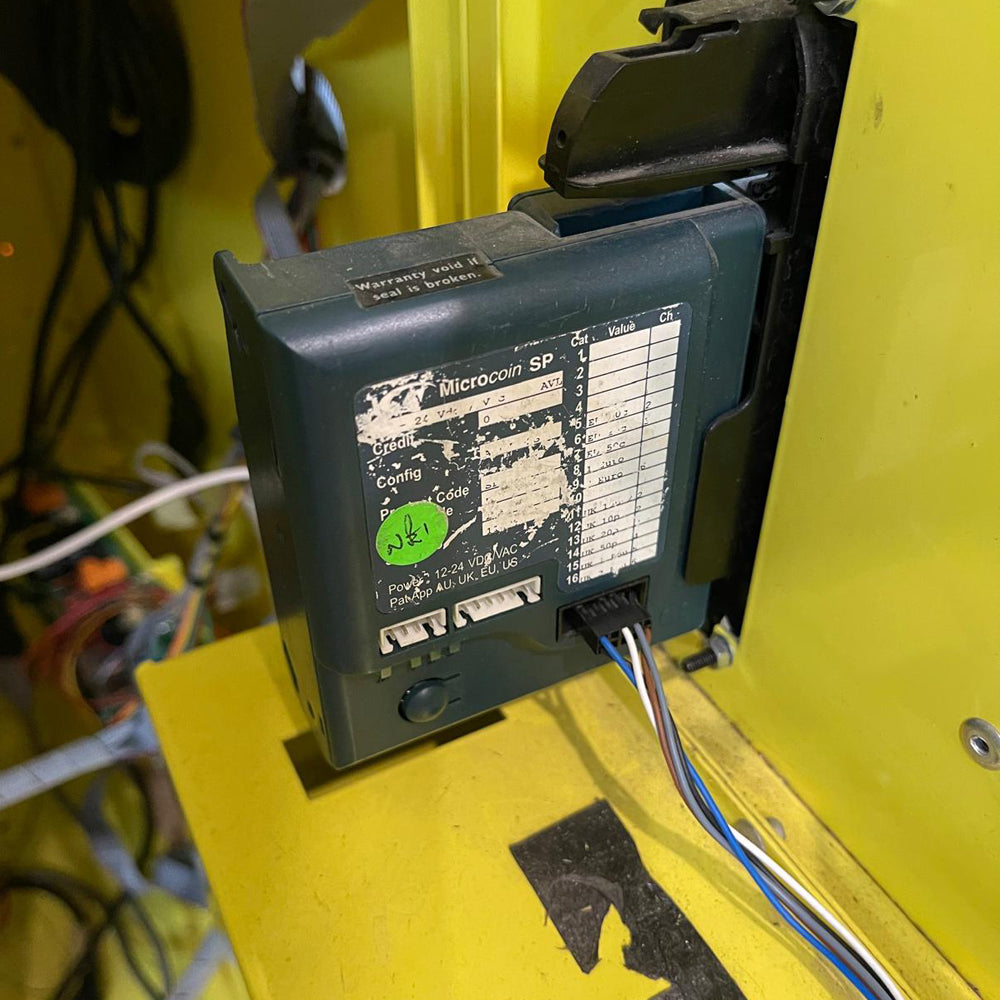 grabber crane wont accept coins