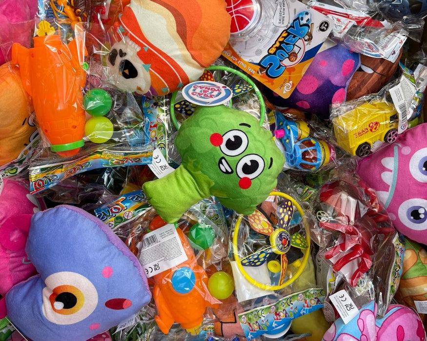 £1 Prize Every Time Plush and Toy Assortment Mix (x400)