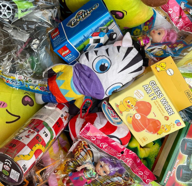 £2 Prize Every Time Plush and Toy Assortment Mix (x200)