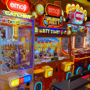 emoji® Party - Prize Pusher Arcade Game
