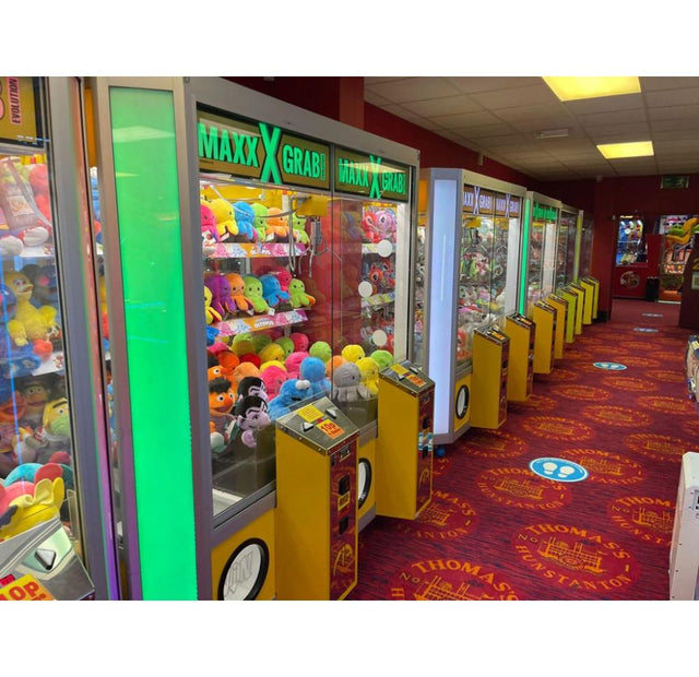 Used Maxx Grab Evolution Double 2 Player - Crane Grabber Claw Machine