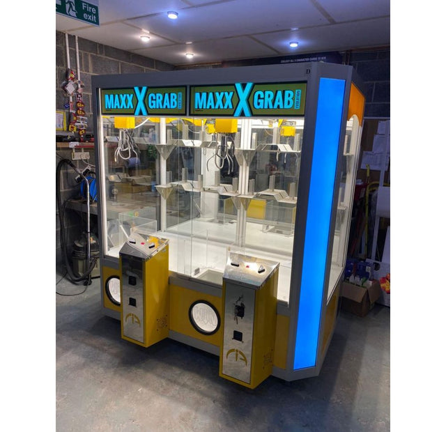 Used Maxx Grab Evolution Double 2 Player - Crane Grabber Claw Machine