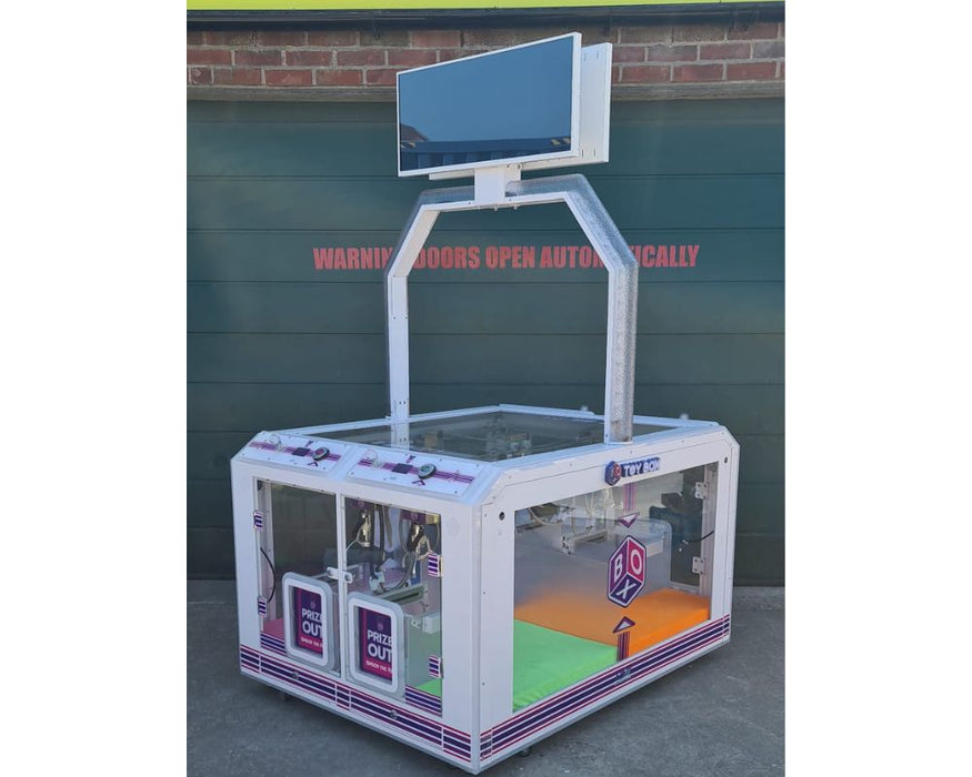 Ex DEMO TOY BOX FLAT TOP 4P (LCD) by Unis