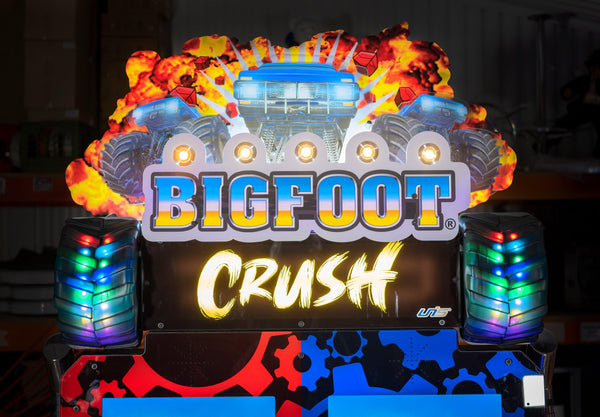 UNIS BIGFOOT Crush  - Monster Truck Video Racing Game - Maxx Grab