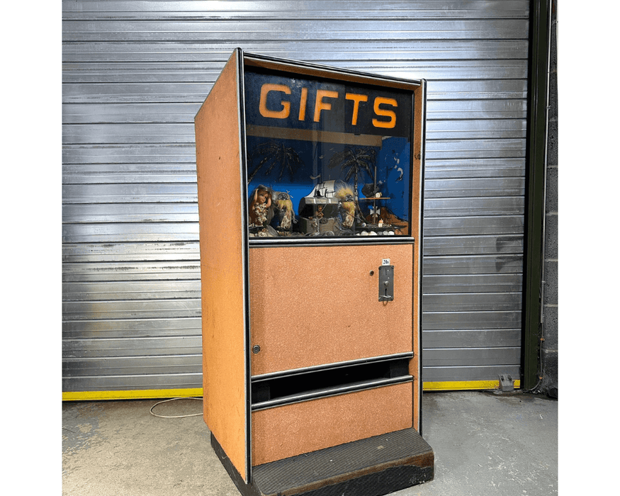 Gifts - Classic Retro Arcade Game - Maxx Grab